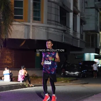 Runner Photo 7976981