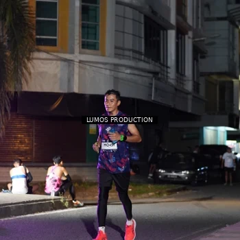 Runner Photo 7976984