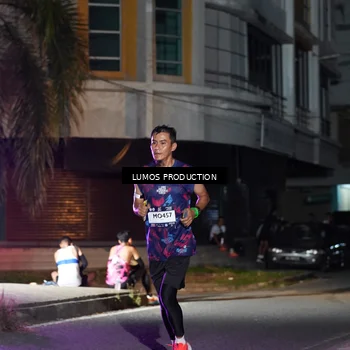 Runner Photo 7976990