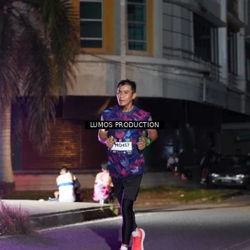 Runner Photo 7976995