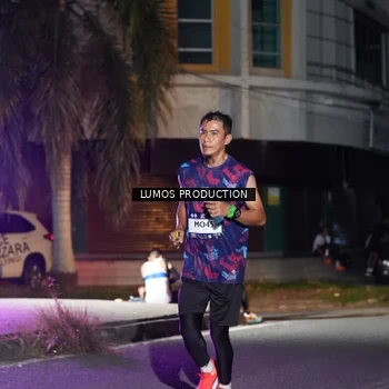 Runner Photo 7977001