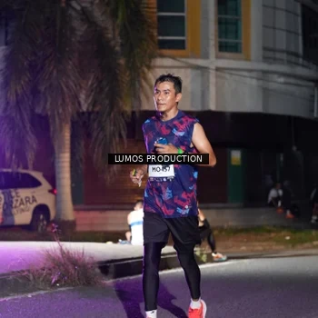 Runner Photo 7977005