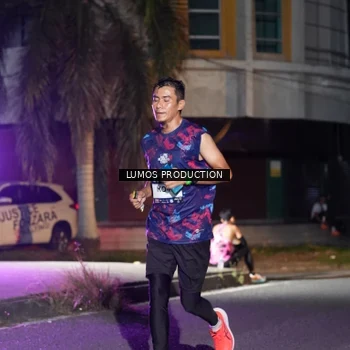 Runner Photo 7977007