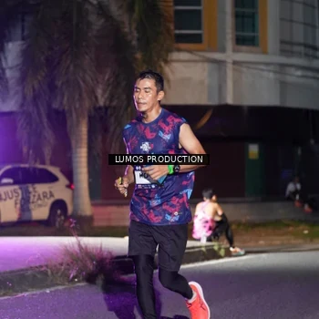 Runner Photo 7977009