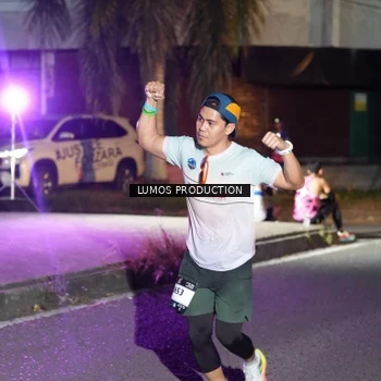 Runner Photo 7977011