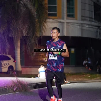 Runner Photo 7977013