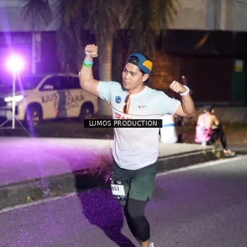 Runner Photo 7977020