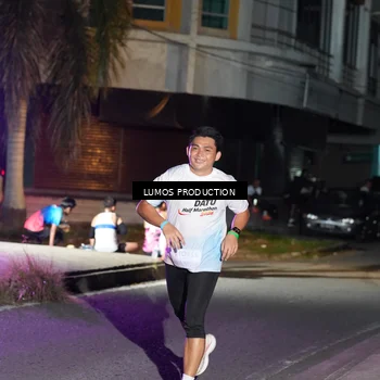 Runner Photo 7977026