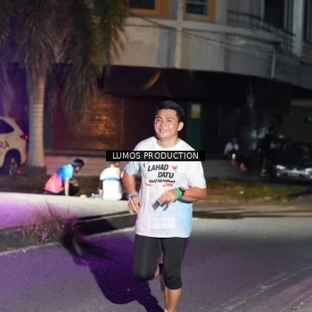 Runner Photo 7977029