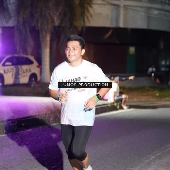Runner Photo 7977041