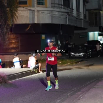 Runner Photo 7977043