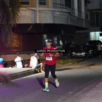Runner Photo 7977045