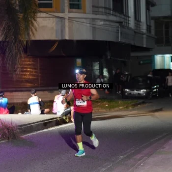 Runner Photo 7977049