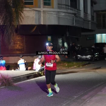 Runner Photo 7977051