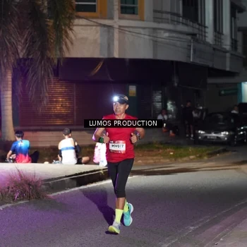 Runner Photo 7977055