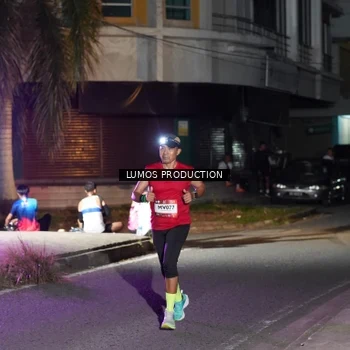 Runner Photo 7977056