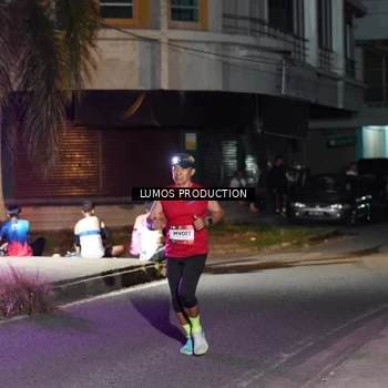Runner Photo 7977057