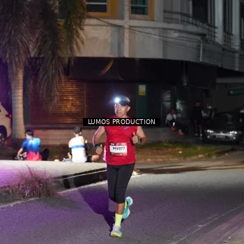 Runner Photo 7977058