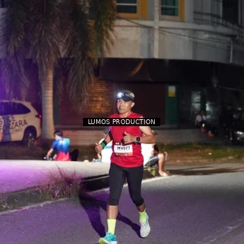 Runner Photo 7977070