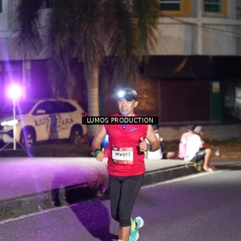 Runner Photo 7977083