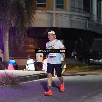 Runner Photo 7977086