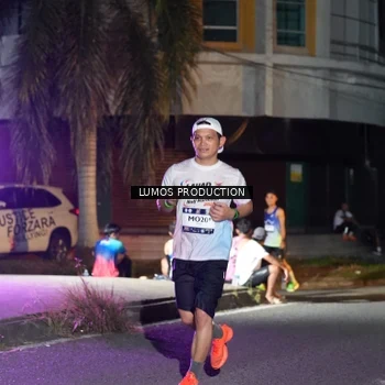 Runner Photo 7977095