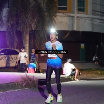 Runner Photo 7977108