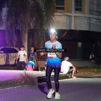 Runner Photo 7977112