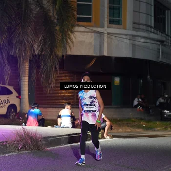 Runner Photo 7977138