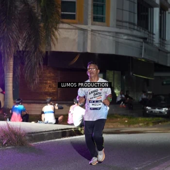 Runner Photo 7977165