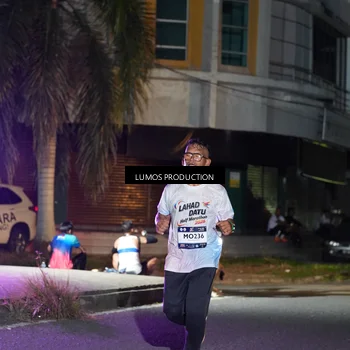 Runner Photo 7977171