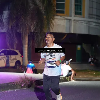 Runner Photo 7977181
