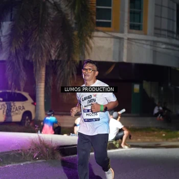 Runner Photo 7977182