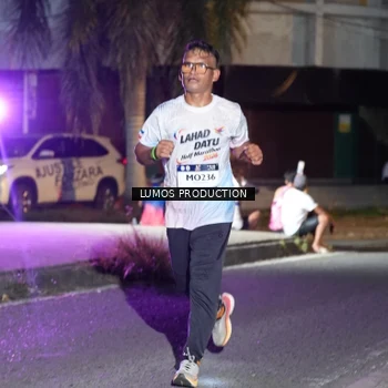 Runner Photo 7977185