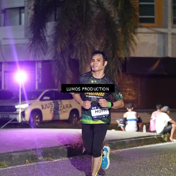 Runner Photo 7977200