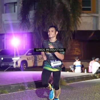 Runner Photo 7977203
