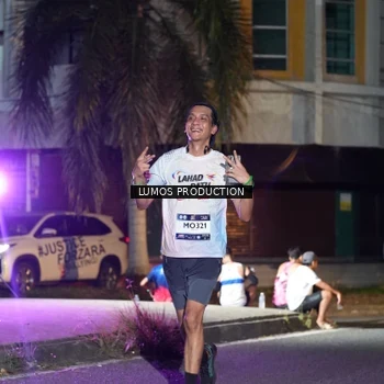 Runner Photo 7977211