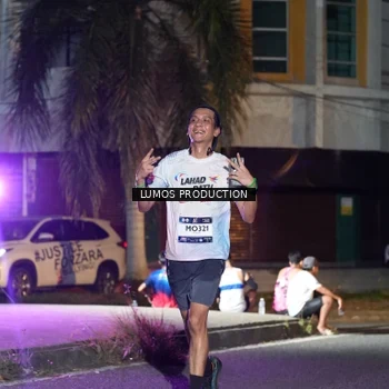 Runner Photo 7977214