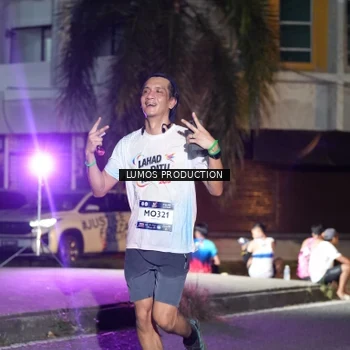 Runner Photo 7977229