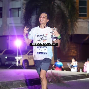 Runner Photo 7977231