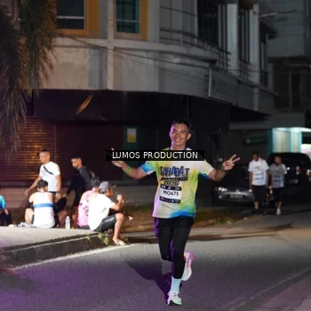 Runner Photo 7977249