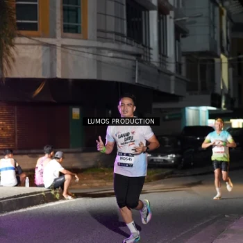 Runner Photo 7977271