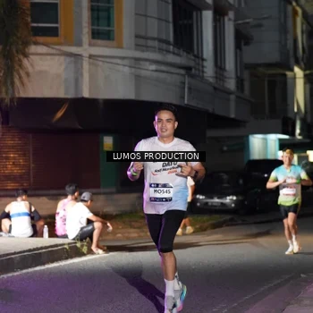Runner Photo 7977283