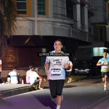 Runner Photo 7977285