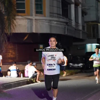 Runner Photo 7977287