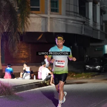 Runner Photo 7977301