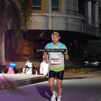 Runner Photo 7977308