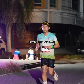 Runner Photo 7977315