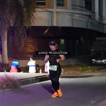 Runner Photo 7977359