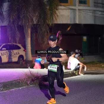 Runner Photo 7977373